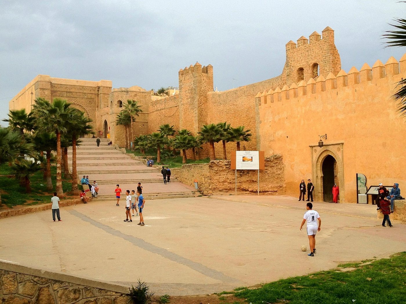 Merzouga → Alnif → Draa Valley → Ouarzazate